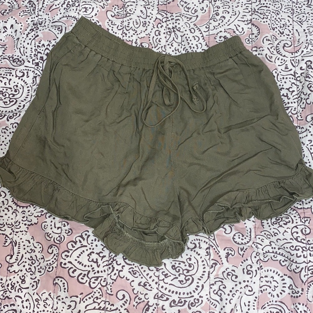 AEO Ruffle Shorts